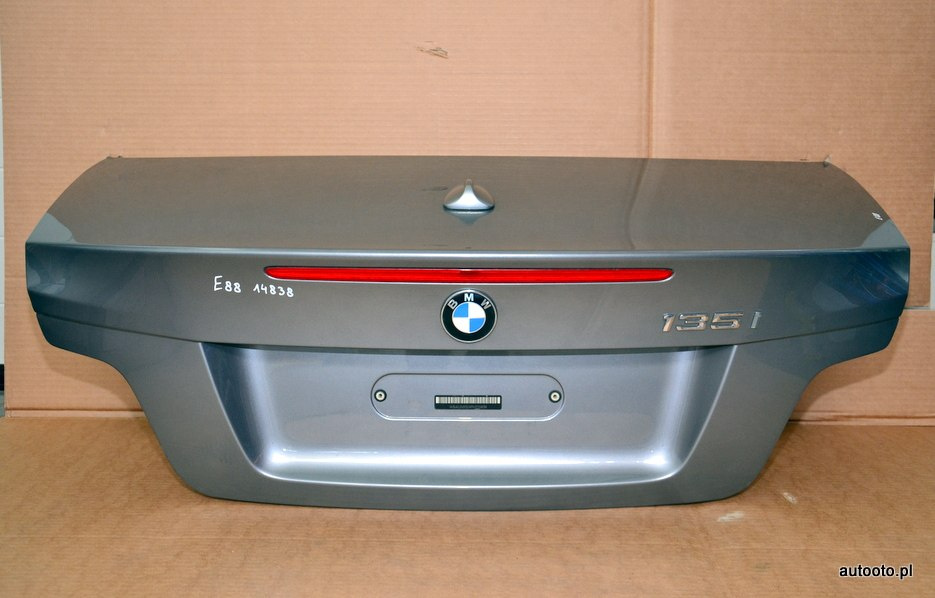 BMW E88 klapa bagażnika tylna tył kolor A52 BMW E88 klapa bagażnika tylna tył kolor A52
