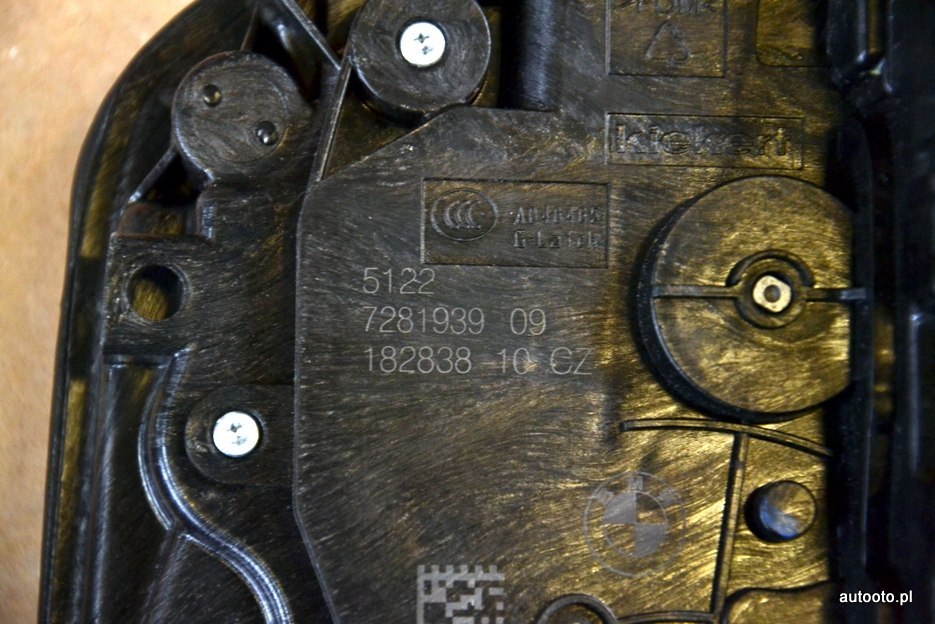 BMW F45 F15 G30 Mini F54 zamek lewy tył 7281939 BMW F45 F15 G30 Mini F54 zamek lewy tył 7281939