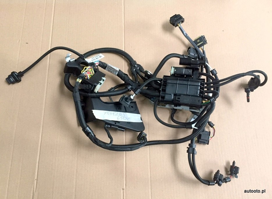 BMW F80 F82 F83 wiązka przewodów silnika 7848265 BMW F80 F82 F83 wiązka przewodów silnika 7848265