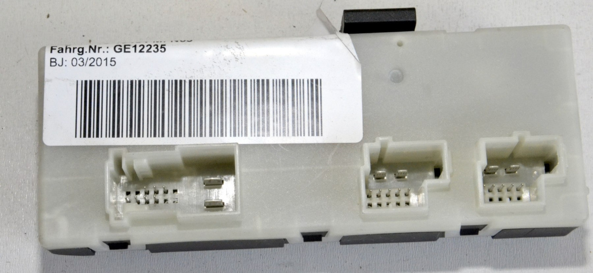 BMW G30 F90 G12 G01 control unit tailgate function module 7448871 BMW G30 F90 G12 G01 control unit tailgate function module 7448871