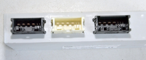 BMW F46 F31 F15 F36 control unit tailgate function module 7384722 BMW F46 F31 F15 F36 control unit tailgate function module 7384722