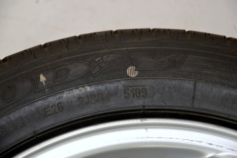 MINI R56 R57 set of rims with tires 16 6768584 model 102 MINI R56 R57 set of rims with tires 16 6768584 model 102