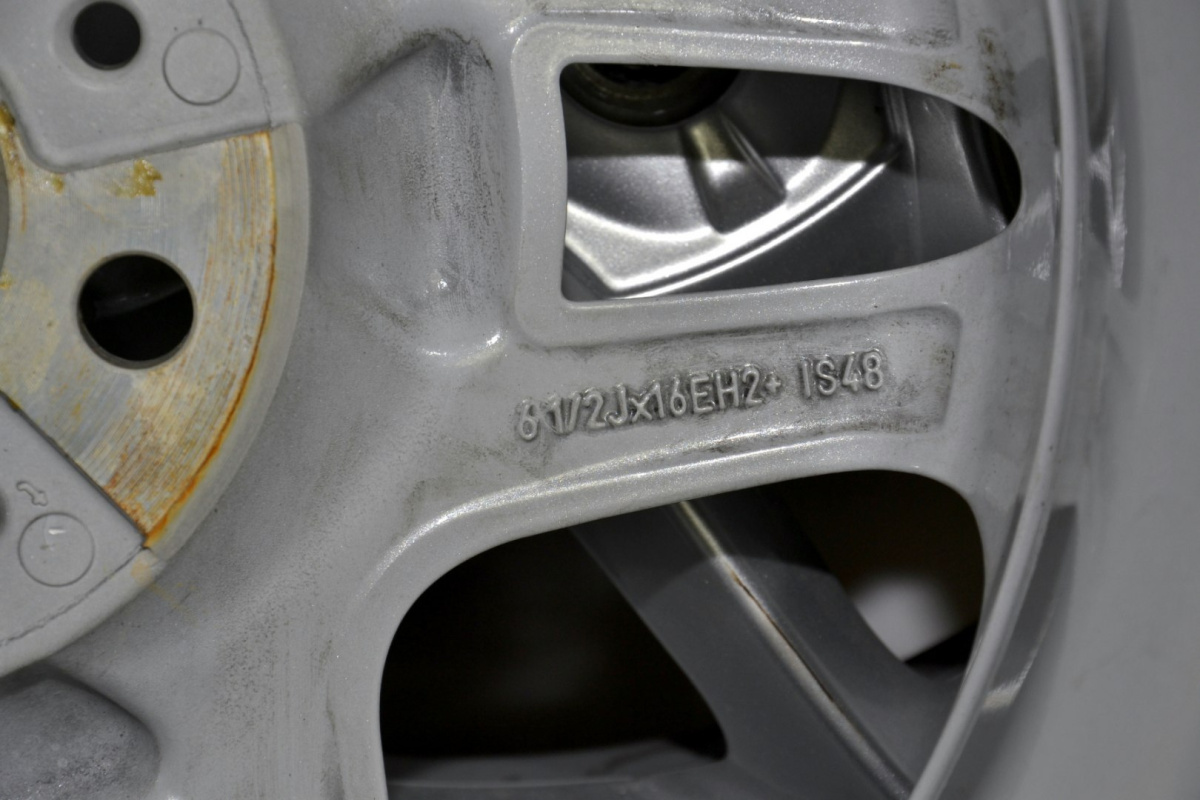 MINI R56 R57 light alloy rims silver 6768584 MINI R56 R57 light alloy rims silver 6768584