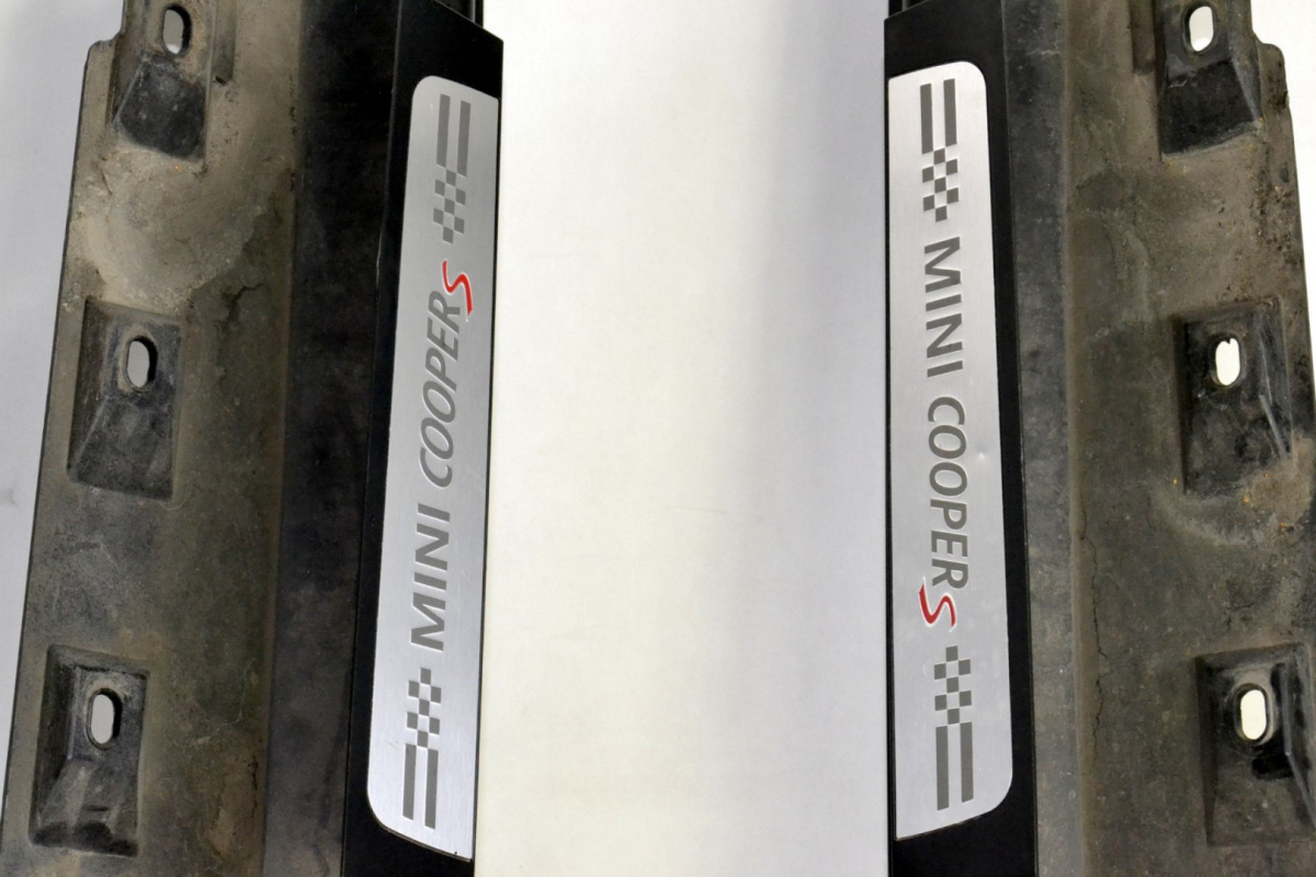 MINI R60 próg listwa progowa lewa prawa COOPER S MINI R60 próg listwa progowa lewa prawa COOPER S