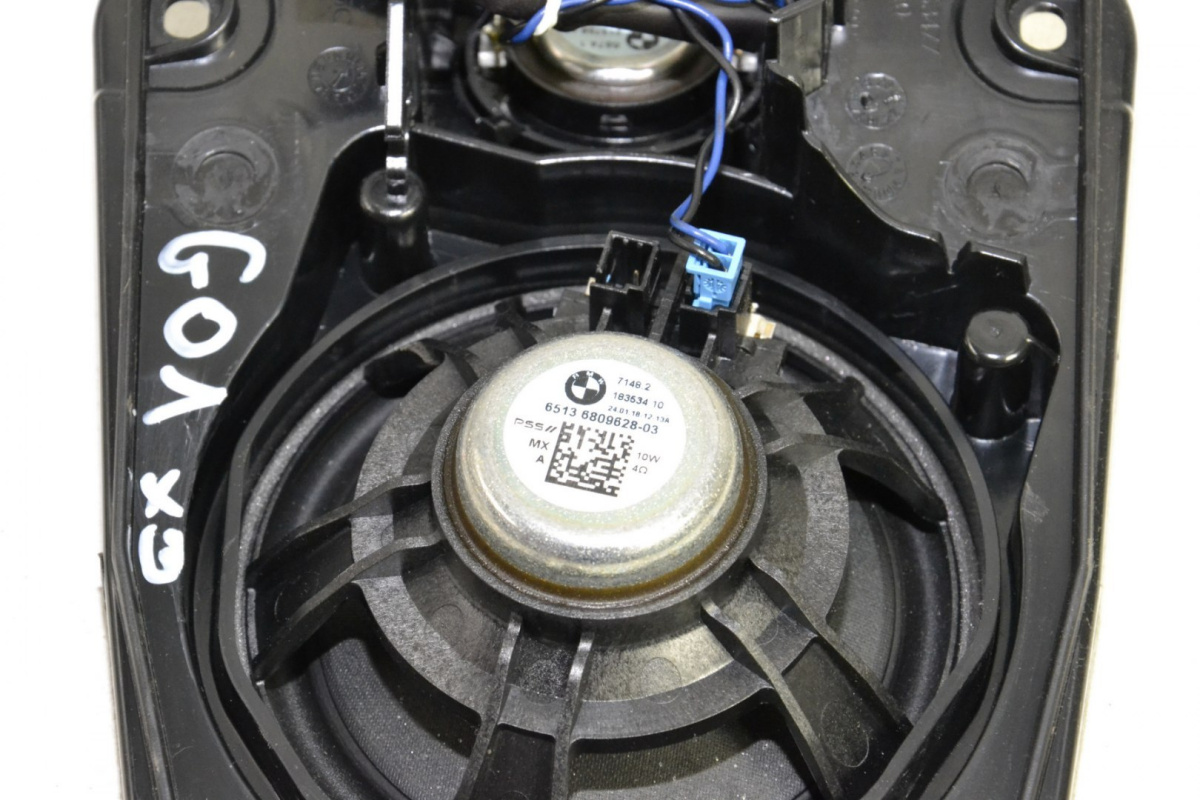 BMW G01 G02 głośnik deski rozdzielczej obudowa BMW G01 G02 głośnik deski rozdzielczej obudowa