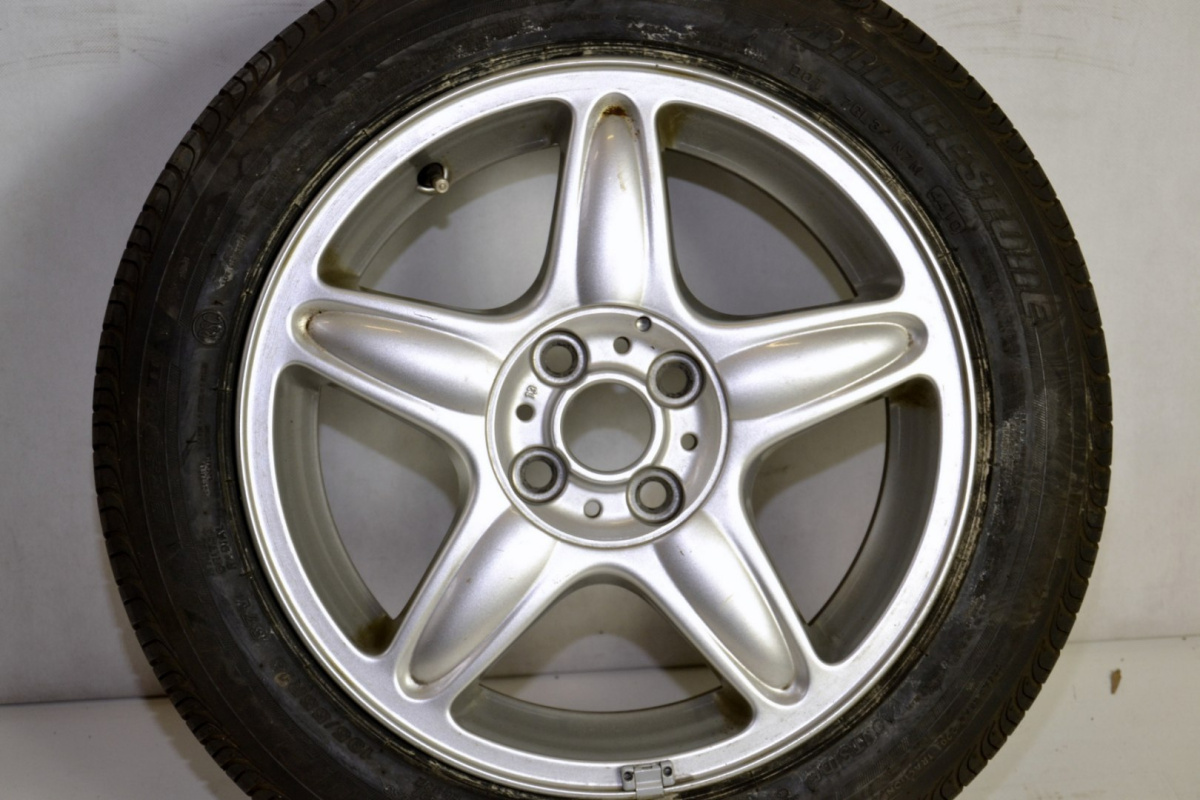 MINI R55 R56 koło alufelga 16 Bridgestone wzór 103 MINI R55 R56 koło alufelga 16 Bridgestone wzór 103