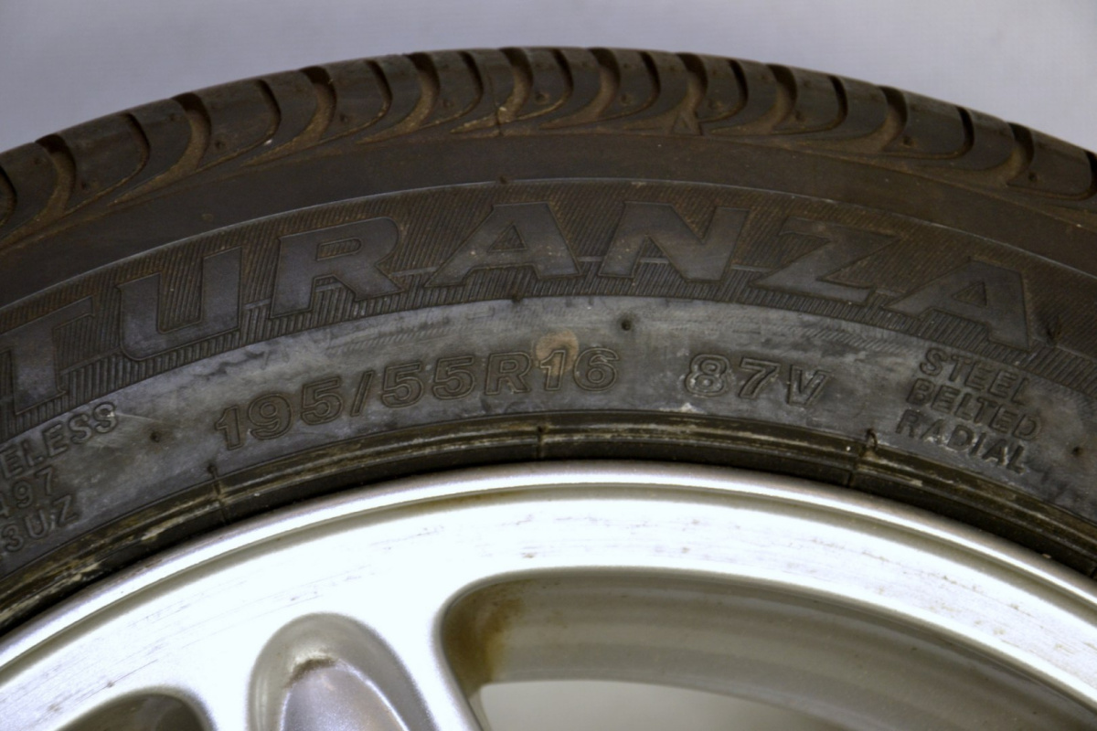 MINI R55 R56 koło alufelga 16 Bridgestone wzór 103 MINI R55 R56 koło alufelga 16 Bridgestone wzór 103