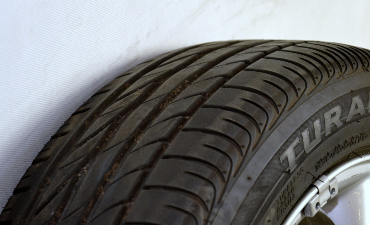 MINI R55 R56 koła alufelgi 16 Bridgestone wzór 94 MINI R55 R56 koła alufelgi 16 Bridgestone wzór 94