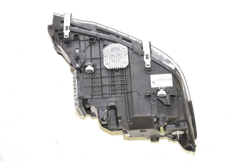 BMW 5 G30 G31 F90 LED front headlight left 7214951 BMW 5 G30 G31 F90 LED front headlight left 7214951