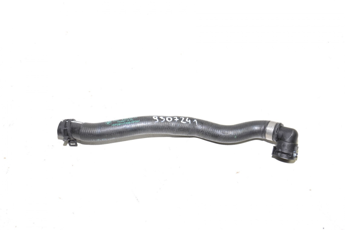 BMW M2 M3 M4 F87 F80 F82 wąż przewód wody 9307241 BMW M2 M3 M4 F87 F80 F82 wąż przewód wody 9307241