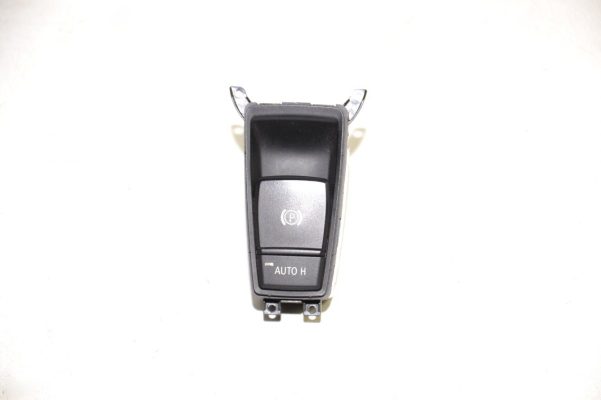 BMW E70 E71 przełącznik włącznik hamulca 9148508 BMW E70 E71 przełącznik włącznik hamulca 9148508