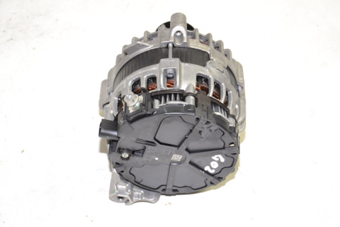BMW F20 F30 F32 G01 G11 G30 G31 alternator BOSCH 180A 8571357 BMW F20 F30 F32 G01 G11 G30 G31 alternator BOSCH 180A 8571357