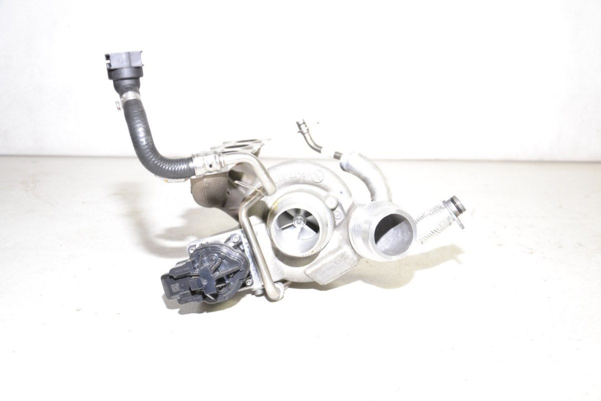 BMW F20 F30 G11 G01 turbosprężarka turbo 7637563 BMW F20 F30 G11 G01 turbosprężarka turbo 7637563