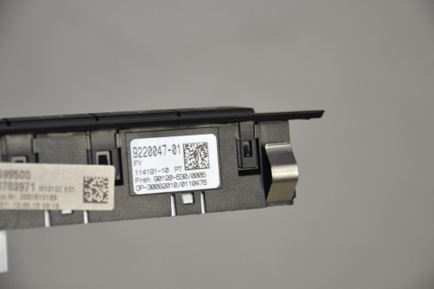 BMW F01 F06 F10 panel asystent kierowcy 9220047 BMW F01 F06 F10 panel asystent kierowcy 9220047