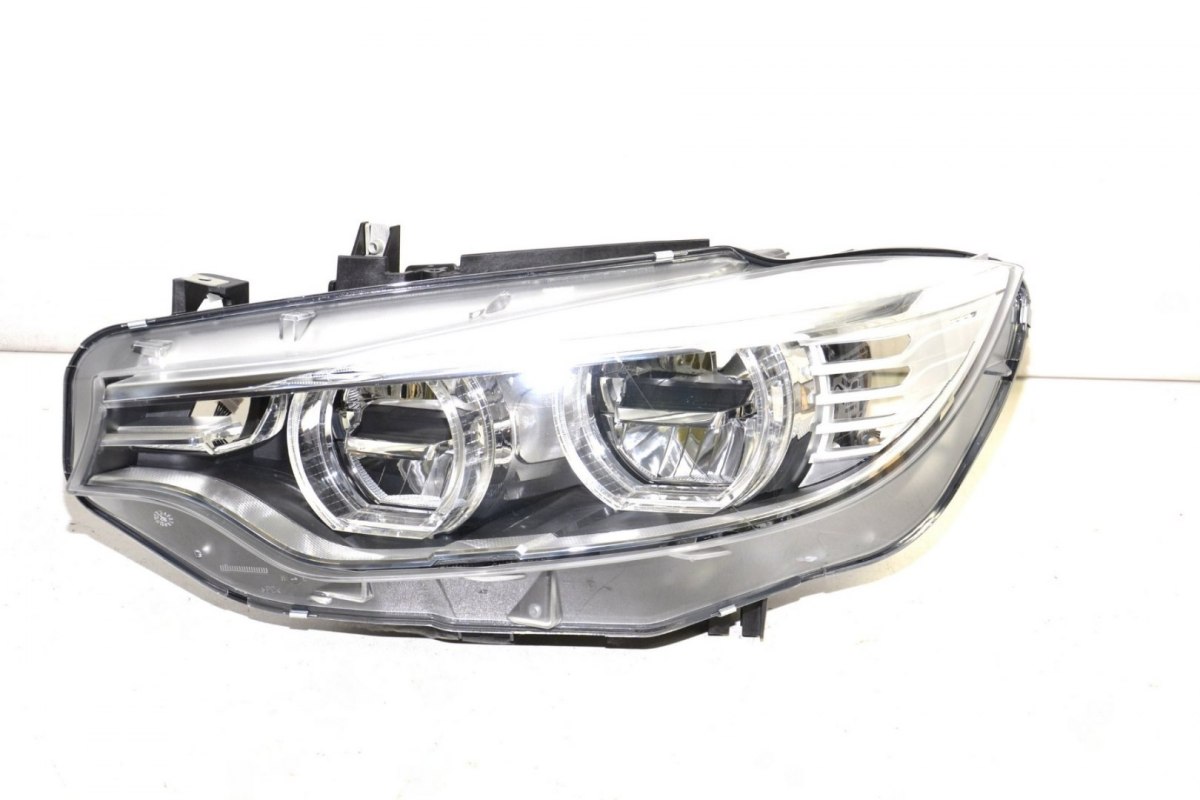 BMW F32 F36 F80 F82 lampa przód lewa FULL LED BMW F32 F36 F80 F82 lampa przód lewa FULL LED