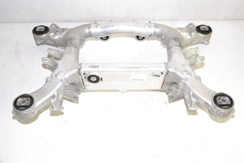 BMW G31 G32 wózek belka sanki tył xDrive 6866423 BMW G31 G32 wózek belka sanki tył xDrive 6866423