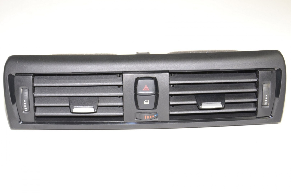 BMW F20 F21 F22 F23 kratka wlotu powietrza 9207116 BMW F20 F21 F22 F23 kratka wlotu powietrza 9207116
