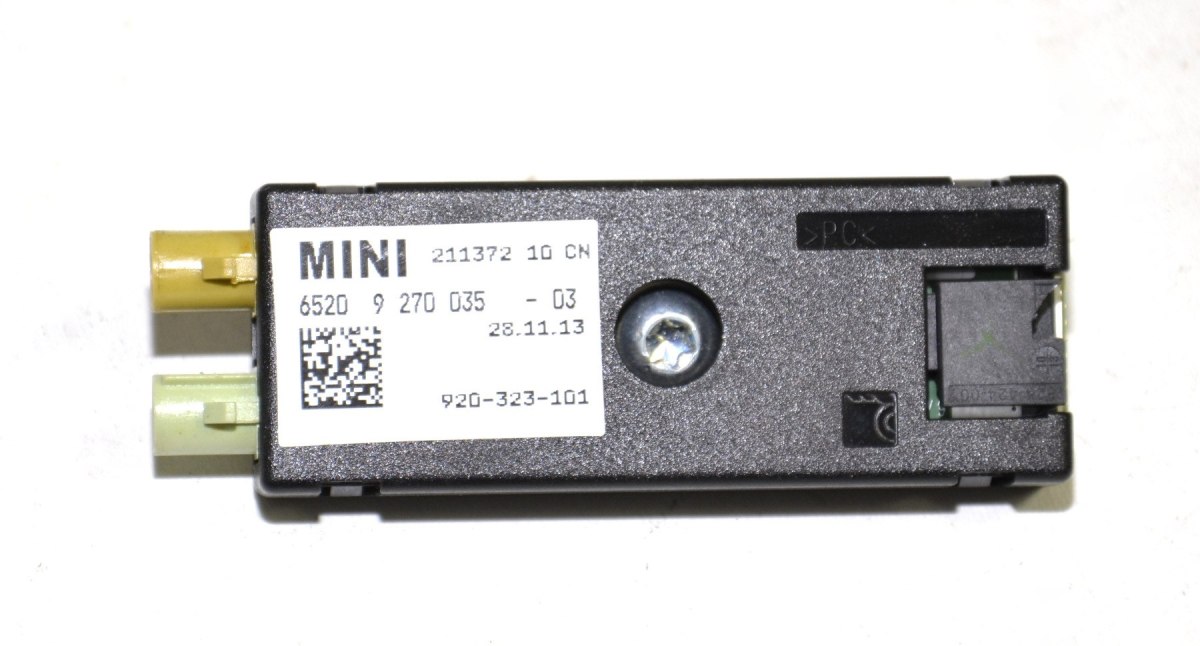Mini F55 F56 F60 zmacniacz antenowy AM/FM 9270035 Mini F55 F56 F60 zmacniacz antenowy AM/FM 9270035
