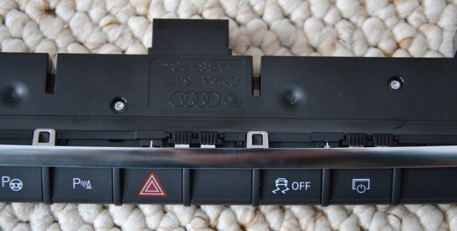 Audi A3 8V panel przełączników 8V0925301BM Audi A3 8V panel przełączników 8V0925301BM