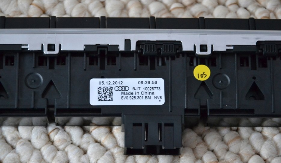 Audi A3 8V panel przełączników 8V0925301BM Audi A3 8V panel przełączników 8V0925301BM