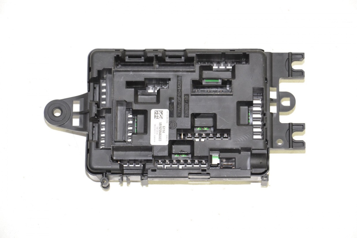 BMW F20 F30 F15 rozdzielacz prądu tylny 9259466 BMW F20 F30 F15 rozdzielacz prądu tylny 9259466