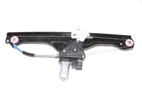 BMW 2 F46 window lifter with motor front left BMW 2 F46 window lifter with motor front left