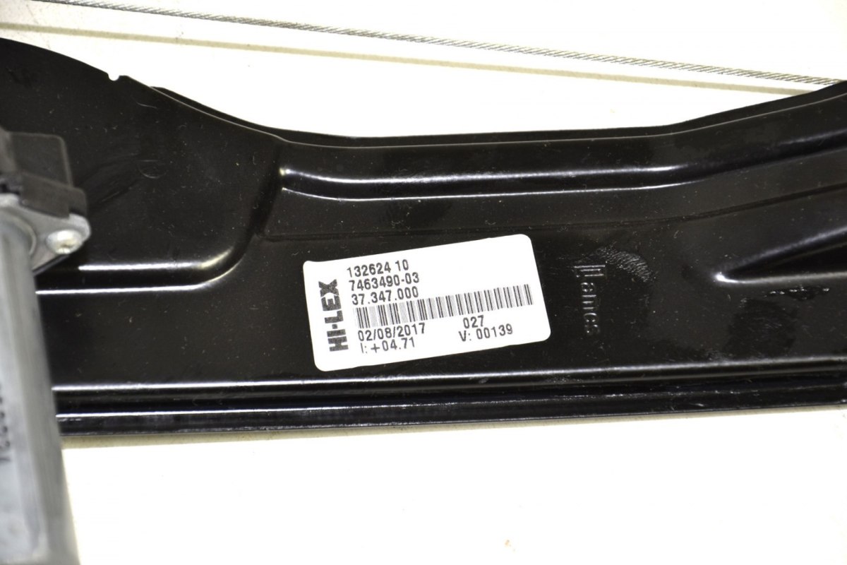 BMW 2 F46 mechanizm podnośnik szyby prawy tył BMW 2 F46 mechanizm podnośnik szyby prawy tył