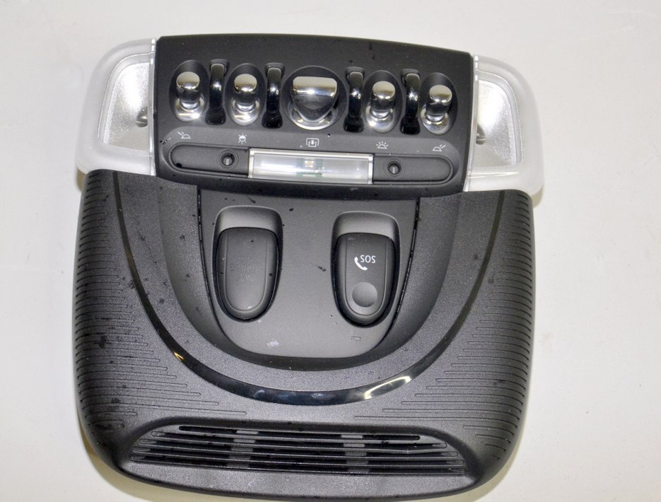 MINI F55 F56 lampka wnętrza podsufitki 9391929 MINI F55 F56 lampka wnętrza podsufitki 9391929