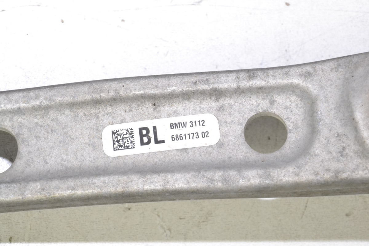 BMW 6 G32 carrier left xDrive 6884379 BMW 6 G32 carrier left xDrive 6884379