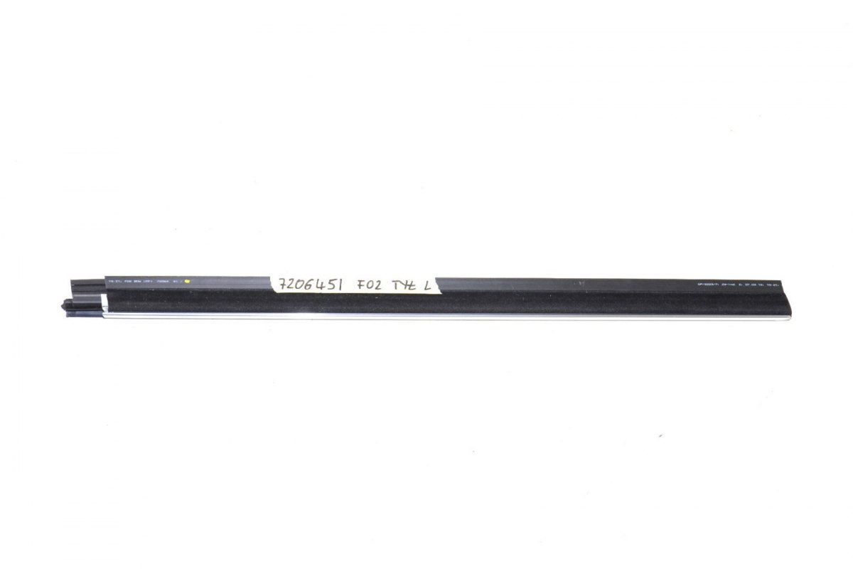 BMW F02 F04 listwa szyby wewnętrzna lewa 7206451 BMW F02 F04 listwa szyby wewnętrzna lewa 7206451