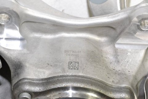 BMW 3 G20 wahacz zwrotnica piasta lewa przednia BMW 3 G20 wahacz zwrotnica piasta lewa przednia