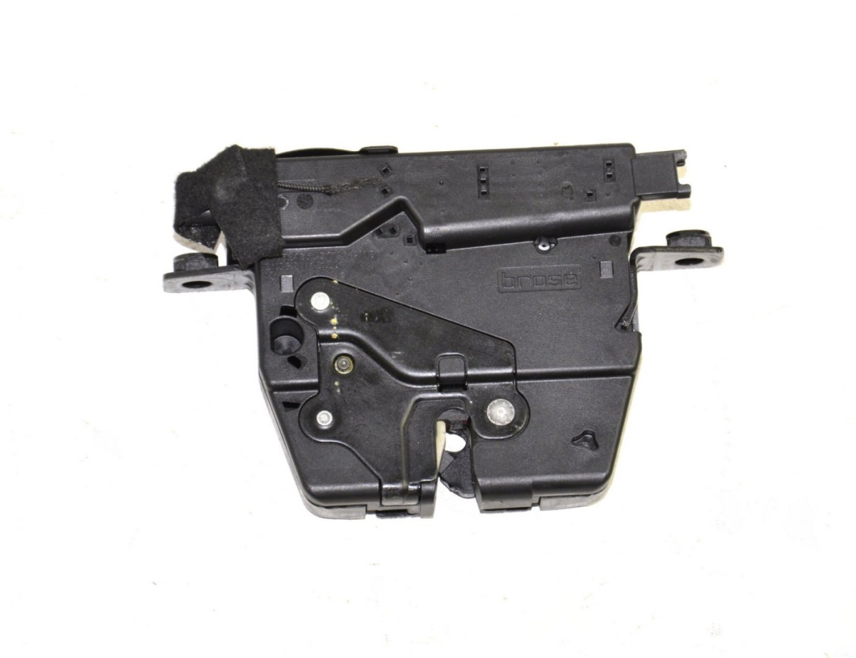 BMW 3 F30 5 F10 6 F12 zamek tylnej klapy 7191212 BMW 3 F30 5 F10 6 F12 zamek tylnej klapy 7191212