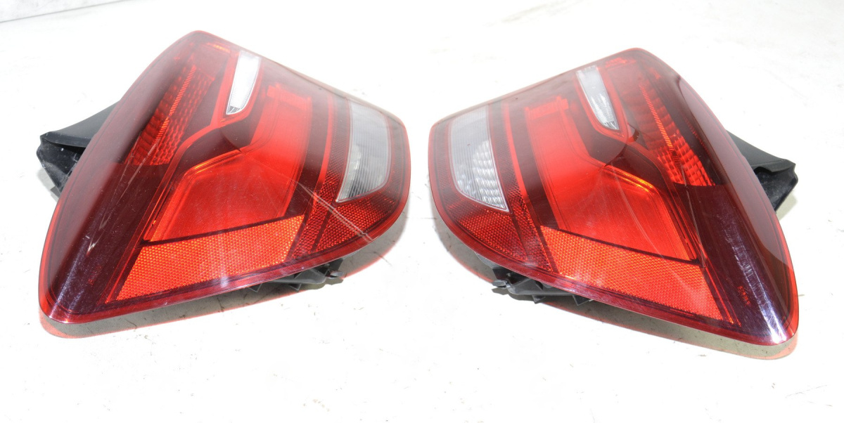 BMW F20 F21 lampa LED tylna tył 7241541 7241542 BMW F20 F21 lampa LED tylna tył 7241541 7241542
