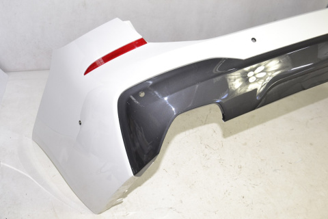BMW G32 M Pakiet zderzak tylny tył kolor A300 BMW G32 M Pakiet zderzak tylny tył kolor A300