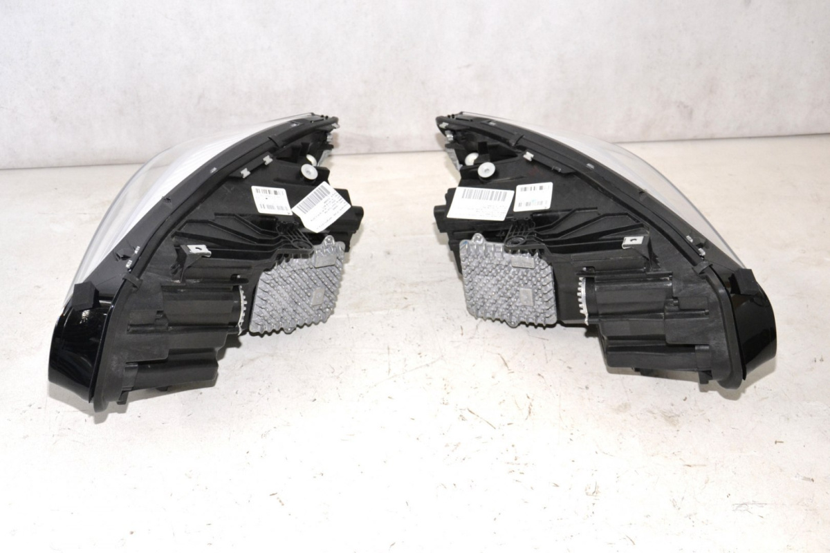 BMW F45 F46 LCI lampa przednia prawa Adaptive LED BMW F45 F46 LCI lampa przednia prawa Adaptive LED