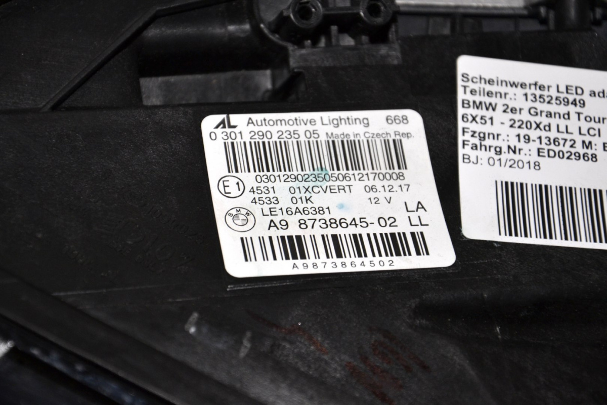 BMW F45 F46 LCI lampa przednia prawa Adaptive LED BMW F45 F46 LCI lampa przednia prawa Adaptive LED