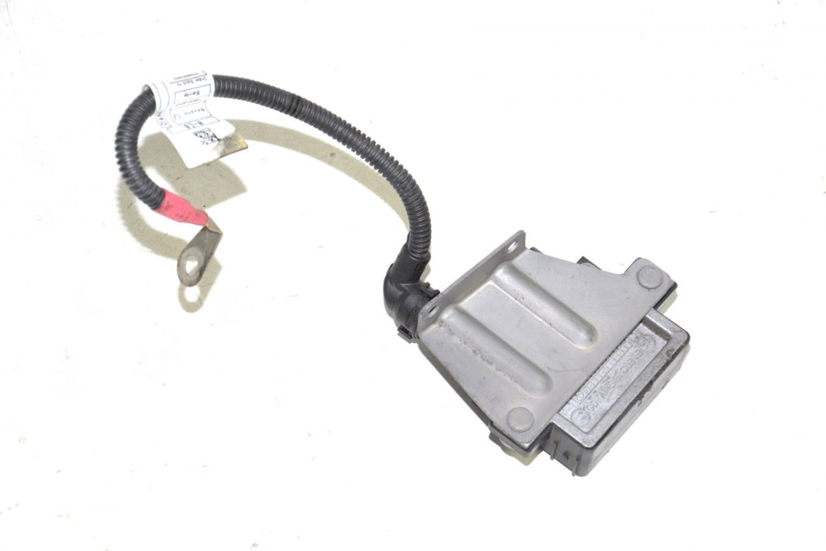 BMW E81 E88 E90 E60 E84 sterownik świec 7798000 BMW E81 E88 E90 E60 E84 sterownik świec 7798000