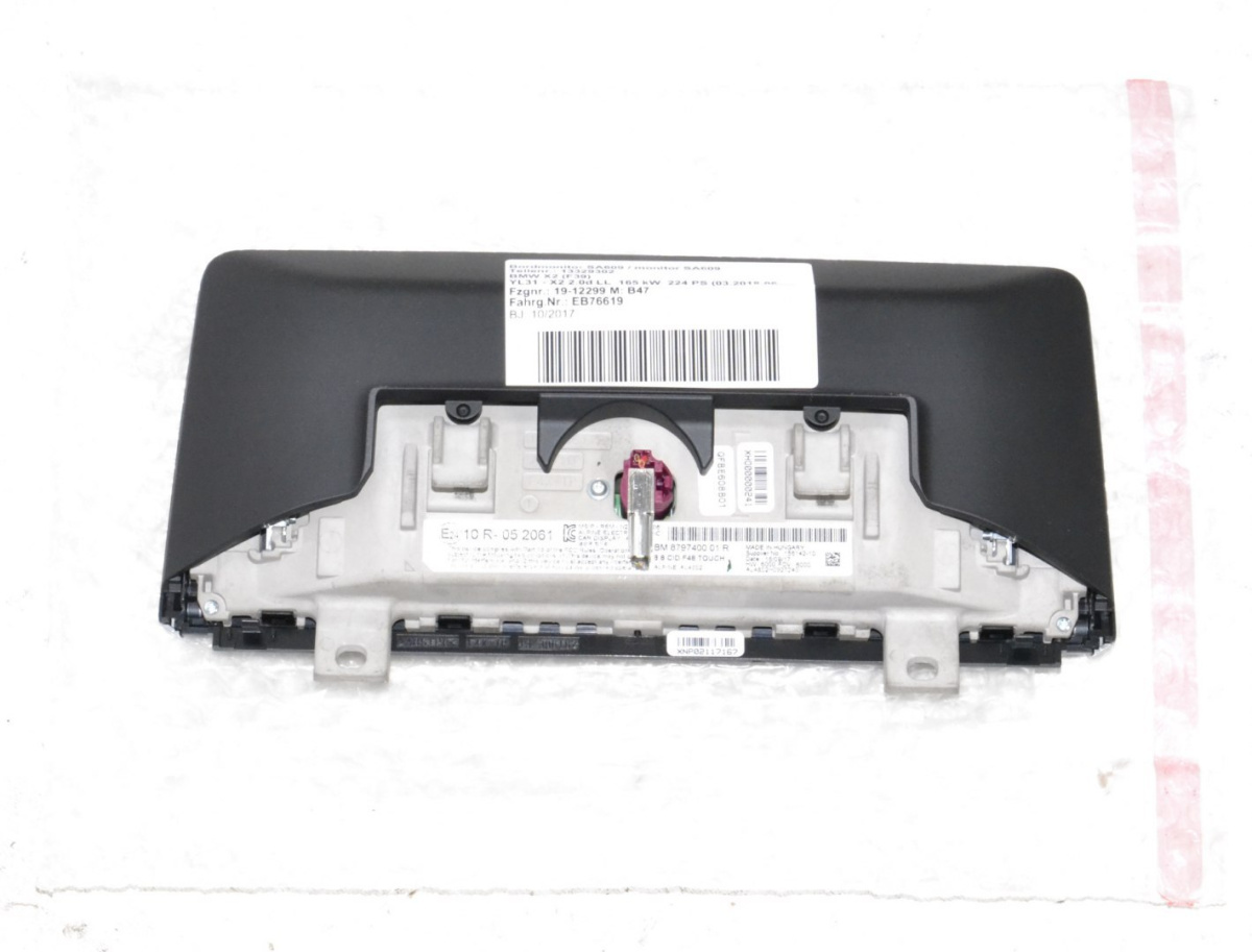 BMW F48 monitor wyświetlacz informacyjny 8797400 BMW F48 monitor wyświetlacz informacyjny 8797400
