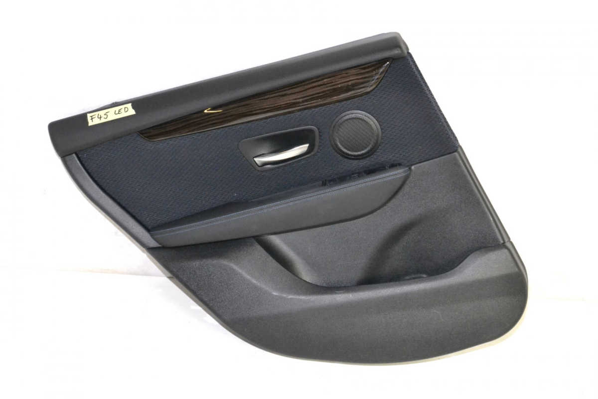 BMW 2 F45 F46 tapicerka boczek drzwi tył lewy LED BMW 2 F45 F46 tapicerka boczek drzwi tył lewy LED