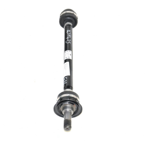 BMW 6 7 G12 G32 półoś tylna tył lewa 8639475 BMW 6 7 G12 G32 półoś tylna tył lewa 8639475