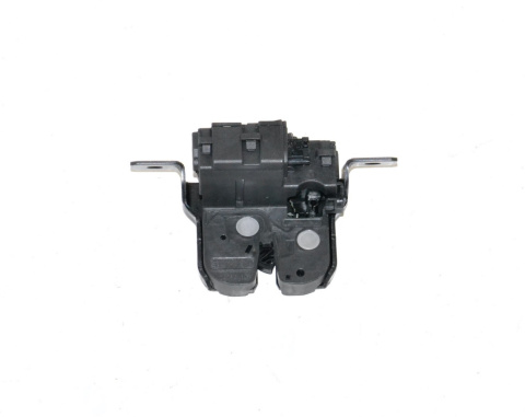BMW 2 F22 F23 F87 zamek tylnej klapy 7304559 BMW 2 F22 F23 F87 zamek tylnej klapy 7304559