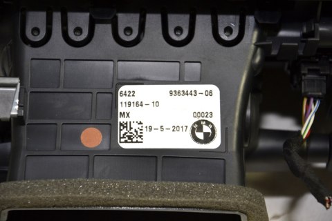 BMW G01 G02 listwa ozdobna kratka wlotu powietrza BMW G01 G02 listwa ozdobna kratka wlotu powietrza