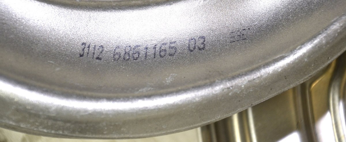 BMW G30 G31 wahacz zwrotnica piasta xDrive lewa BMW G30 G31 wahacz zwrotnica piasta xDrive lewa