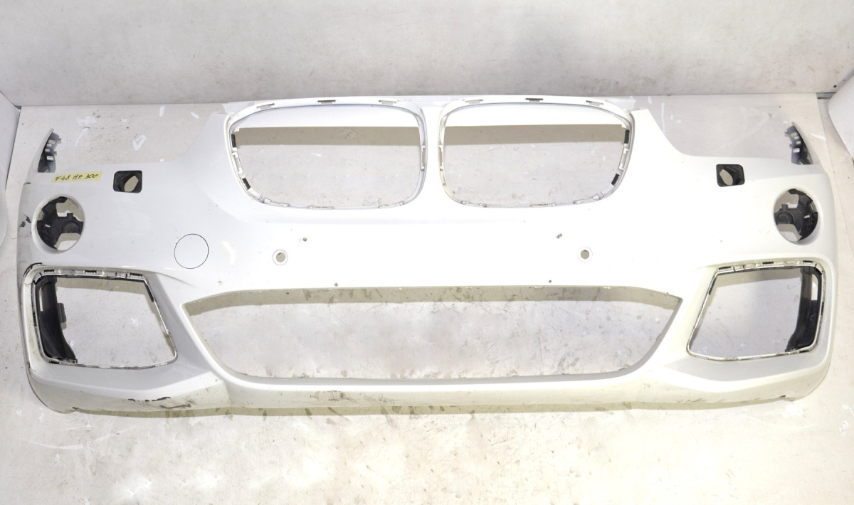 BMW X1 F48 zderzak M Pakiet przód 300 BMW X1 F48 zderzak M Pakiet przód 300