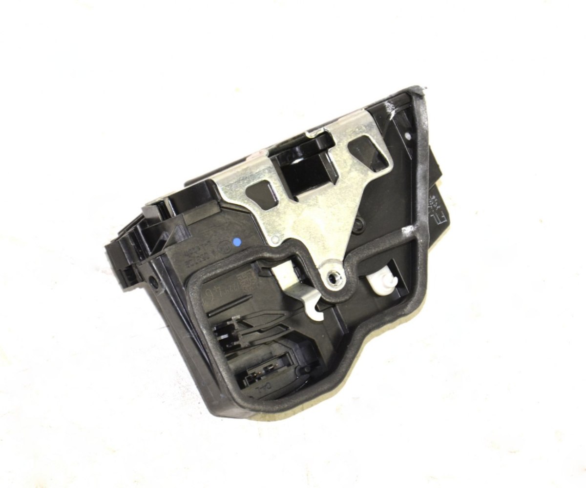 BMW 3 F20 F30 F01 zamek drzwi lewy przód 7229461 BMW 3 F20 F30 F01 zamek drzwi lewy przód 7229461