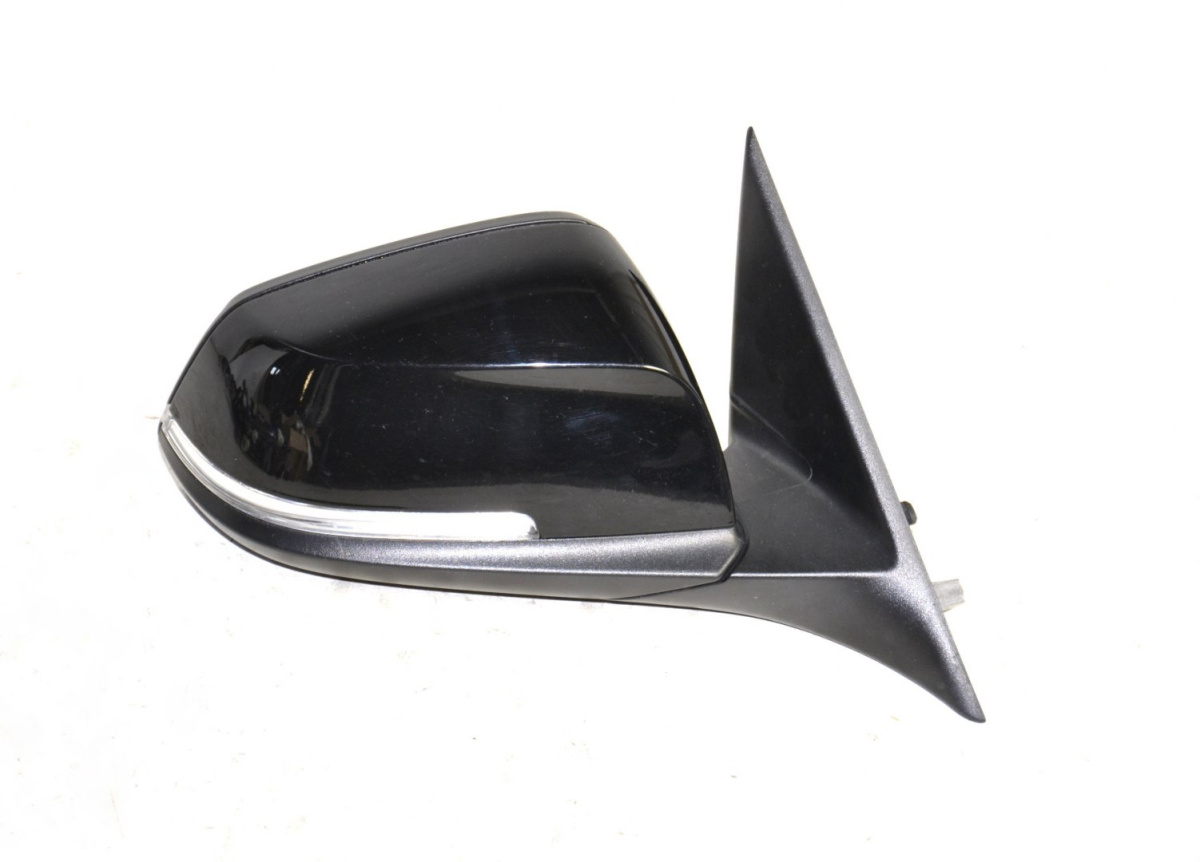 BMW F30 F31 kompletne lusterko prawe 6 pin 668 BMW F30 F31 kompletne lusterko prawe 6 pin 668
