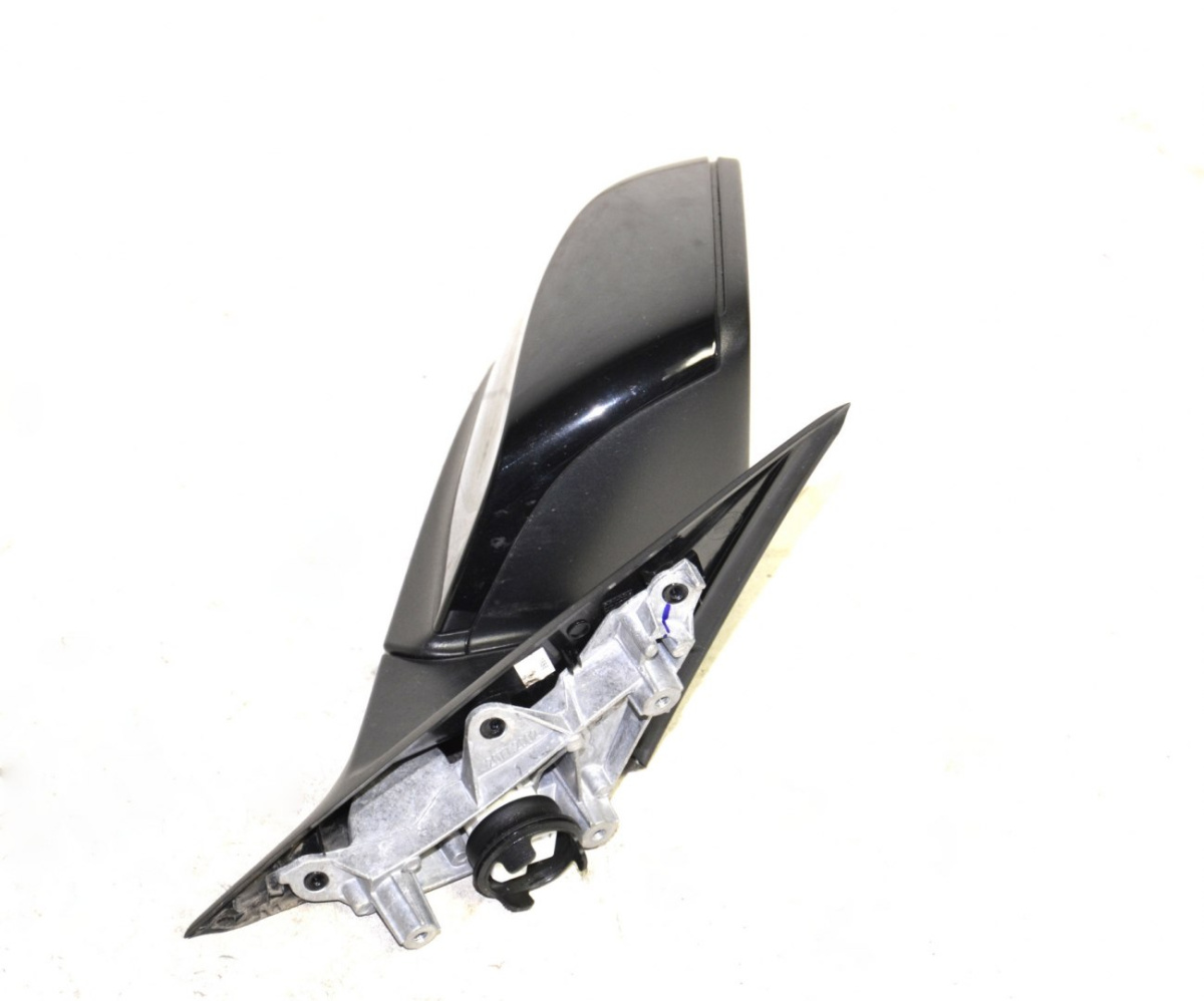 BMW F30 F31 kompletne lusterko prawe 6 pin 668 BMW F30 F31 kompletne lusterko prawe 6 pin 668