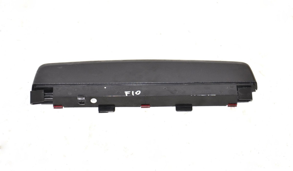 BMW F10 LCI trzecie światło stop 7230799 BMW F10 LCI trzecie światło stop 7230799