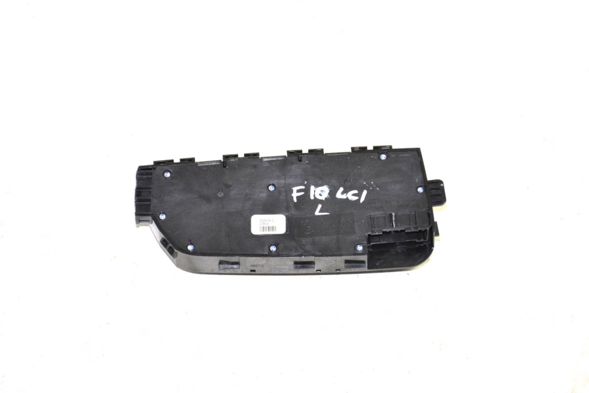 BMW F07 F10 przełącznik regulacja fotela 9302291 BMW F07 F10 przełącznik regulacja fotela 9302291
