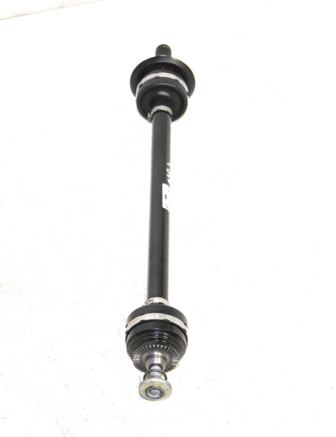 BMW 5 G30 G31 półoś tylna lewa 8664049 BMW 5 G30 G31 półoś tylna lewa 8664049